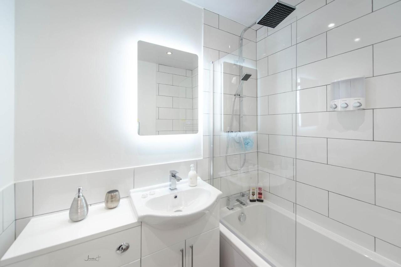 Liverpool Harrow Road Sleeps 6- Infinity Apartment Exterior foto